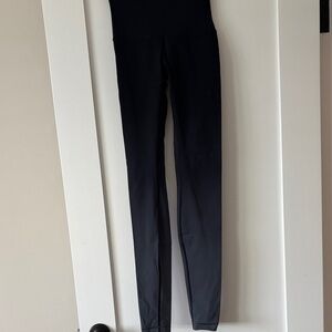 Lululemon Navy Ombre Compression Athletic Leggings